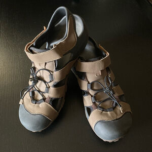 Men's Teva Sandals Size Brown and Black size 10